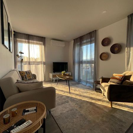 Retiro Em Valenca Apartment Bagian luar foto